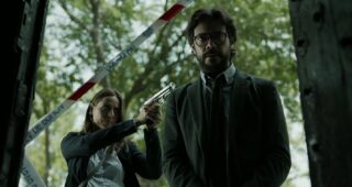 La casa de papel : Photo Álvaro Morte, Itziar Ituño