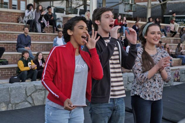 Photo Nick Robinson, Katherine Langford, Alexandra Shipp