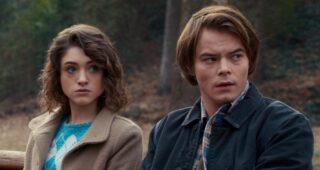 Stranger Things : Photo Natalia Dyer, Charlie Heaton
