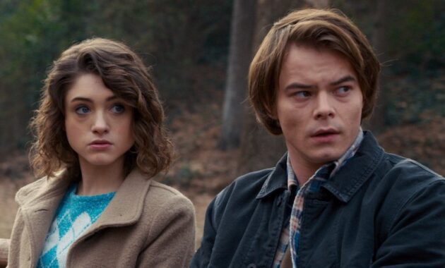 Stranger Things : Photo Natalia Dyer, Charlie Heaton