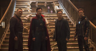 Avengers : Infinity War : Photo Robert Downey Jr., Benedict Cumberbatch, Mark Ruffalo, Benedict Wong