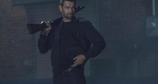 Banshee : Photo Antony Starr