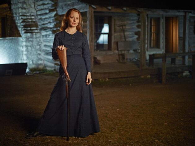 Photo Lauren Ambrose