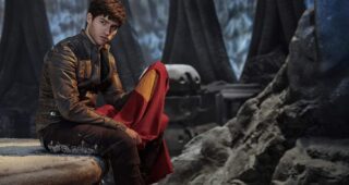 Krypton : Photo Cameron Cuffe
