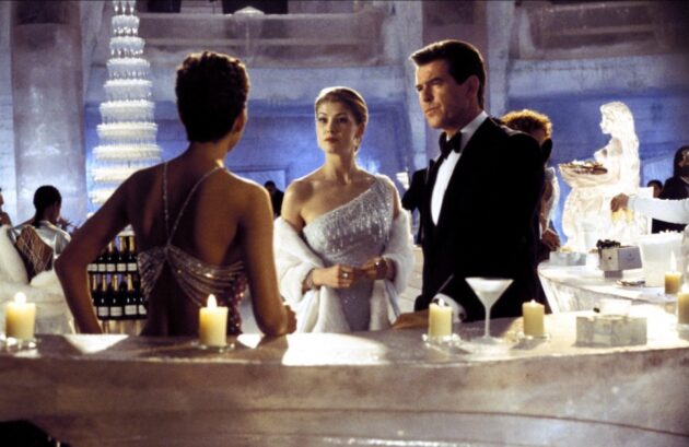 Photo Rosamund Pike, Pierce Brosnan
