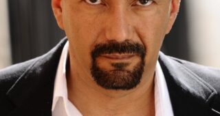 Steven Michael Quezada : Photo officielle
