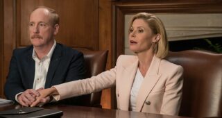 Life of the Party : Photo Julie Bowen, Matt Walsh