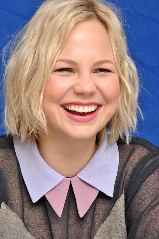 Adelaide Clemens : Photo officielle