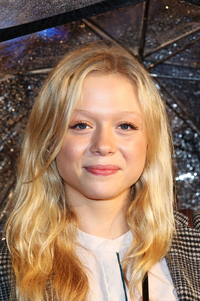Naomi Battrick : Photo officielle