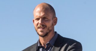 Westworld saison 2 : Photo Gustaf Skarsgård