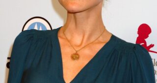 Lola Glaudini : Photo officielle