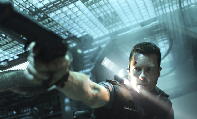 Guy Pearce : photo, Lock Out (Sécurité maximale)