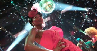 Dominique Jackson : photo, Pose