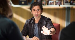 En eaux troubles : photo, Cliff Curtis