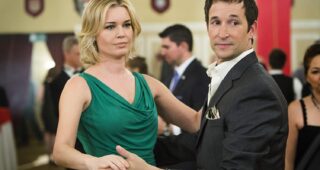 Flynn Carson et les nouveaux aventuriers : photo, Noah Wyle, Rebecca Romijn