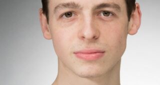 Anthony Boyle : Photo officielle