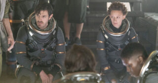 Nightflyers : photo, Maya Eshet, Eoin Macken