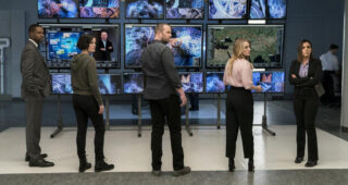 Sullivan Stapleton : photo, Blindspot, Jamie Alexander, Jaimie Alexander