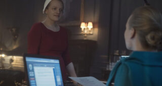 The Handmaid’s Tale saison 2 : photo, Elisabeth Moss, The Handmaid’s Tale