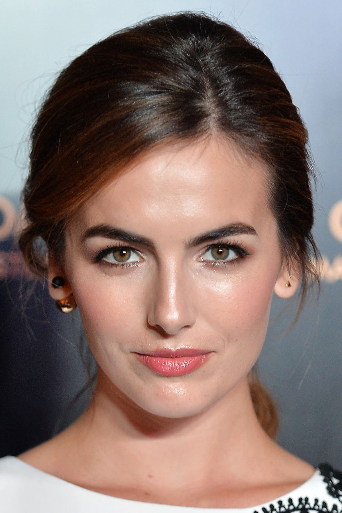 Camilla Belle : Photo officielle