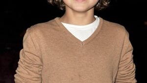 Isaac Andrews : Photo officielle