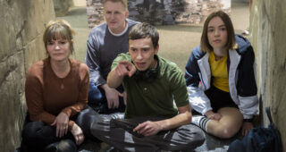 Atypical : Photo, Keir Gilchrist, Brigette Lundy-Paine, Jennifer Jason Leigh