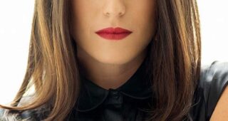 Karla Souza : Photo officielle