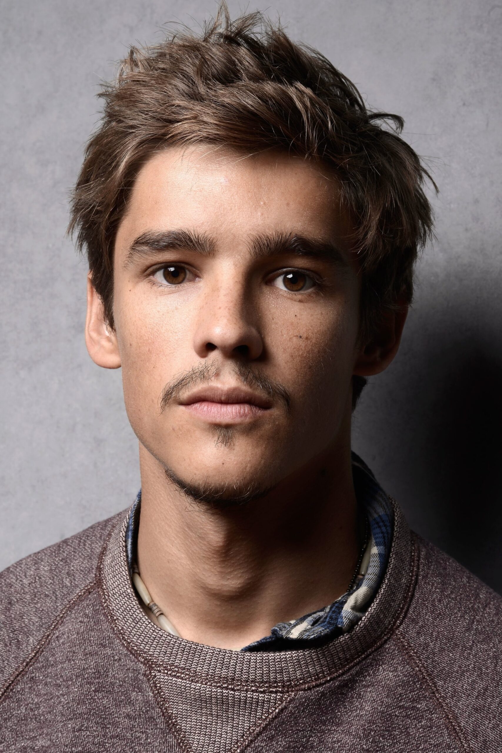 Brenton Thwaites : Photo officielle