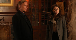 Emilie de Ravin : photo, Robert Carlyle, Once upon a time