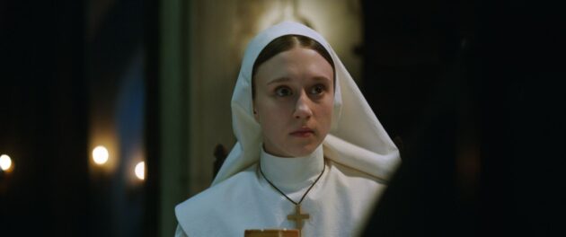 photo, Taissa Farmiga
