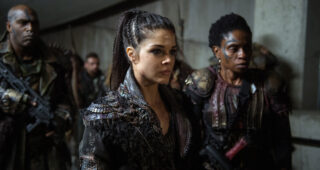 Les 100 : photo, Marie Avgeropoulos