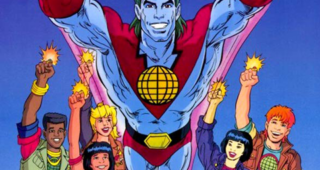 Glen Powell : photo Captain Planet
