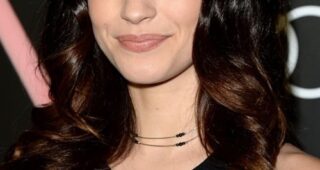 Alexis Knapp : Photo officielle