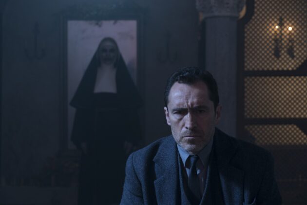photo, Demian Bichir