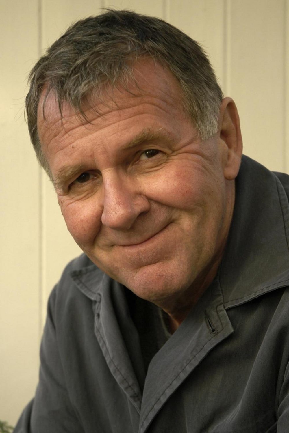 Tom Wilkinson : Photo officielle