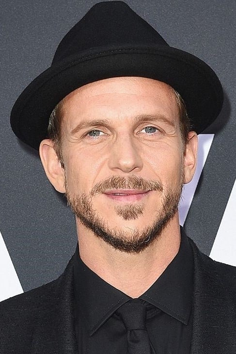 Gustaf Skarsgård : Photo officielle