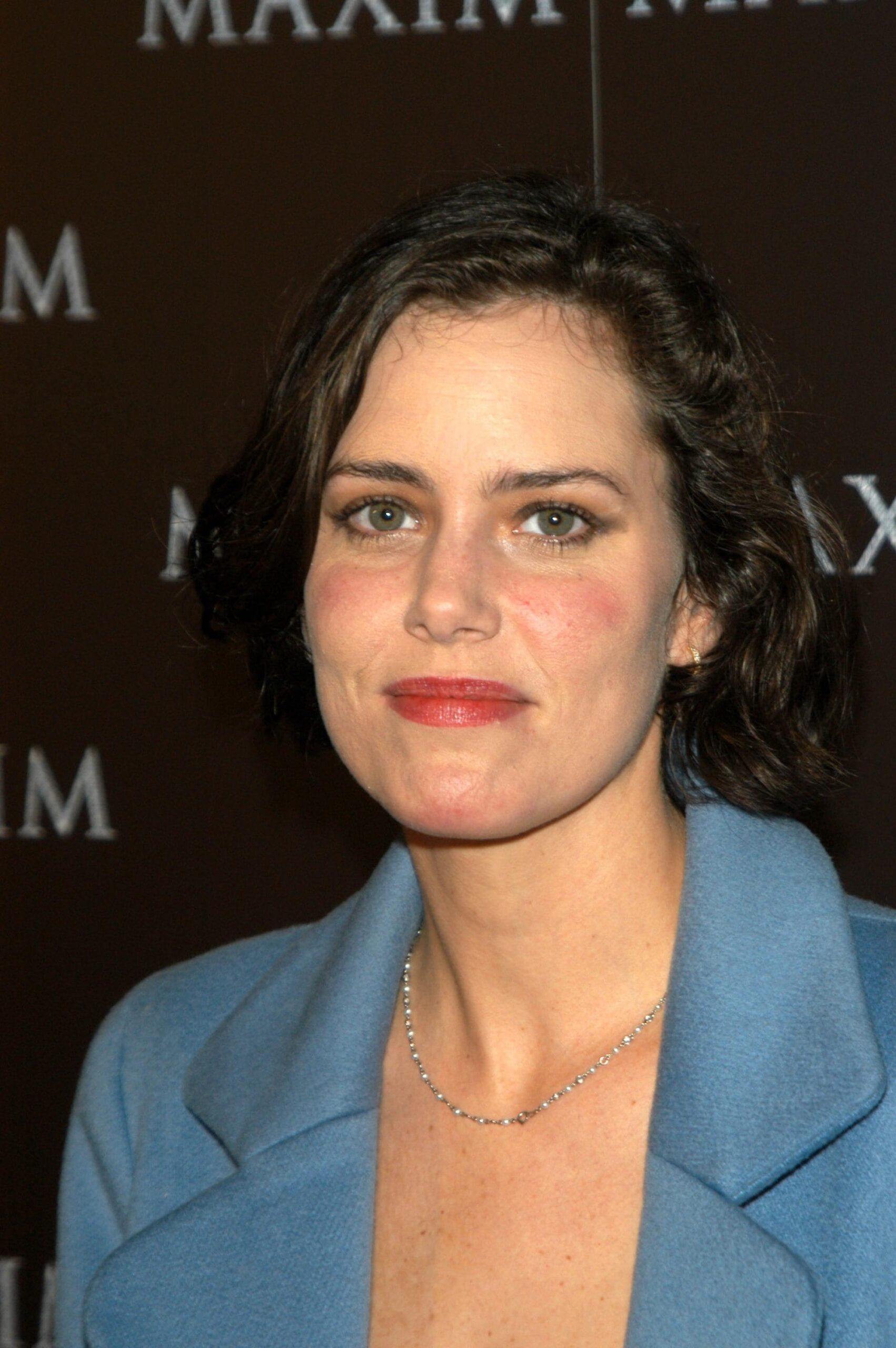 Ione Skye : Photo officielle