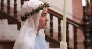 Pauline Etienne : photo, La Religieuse