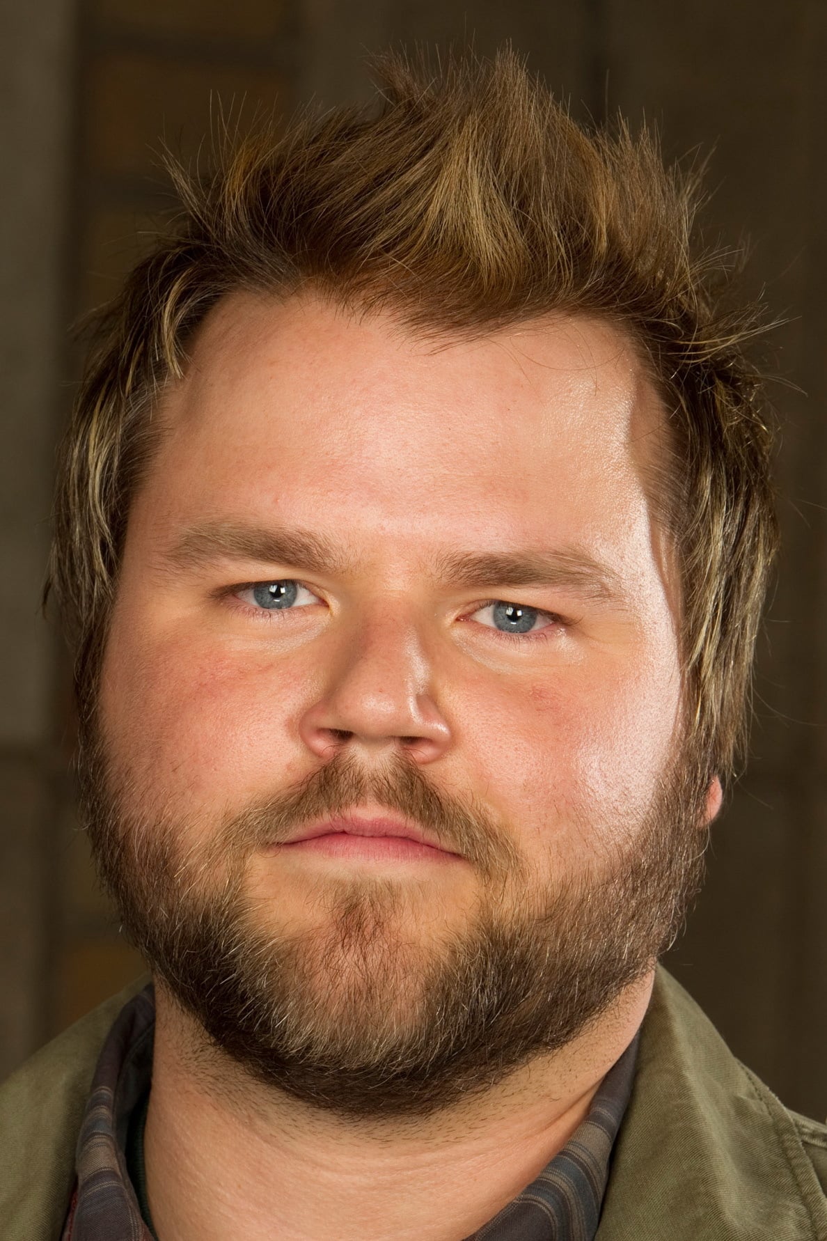 Tyler Labine : Photo officielle