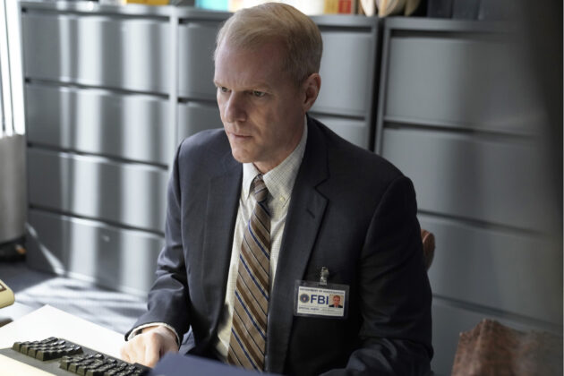 photo, Noah Emmerich
