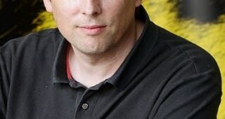Joe Cornish : Photo officielle