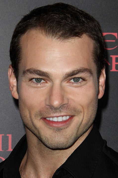 Shawn Roberts : Photo officielle
