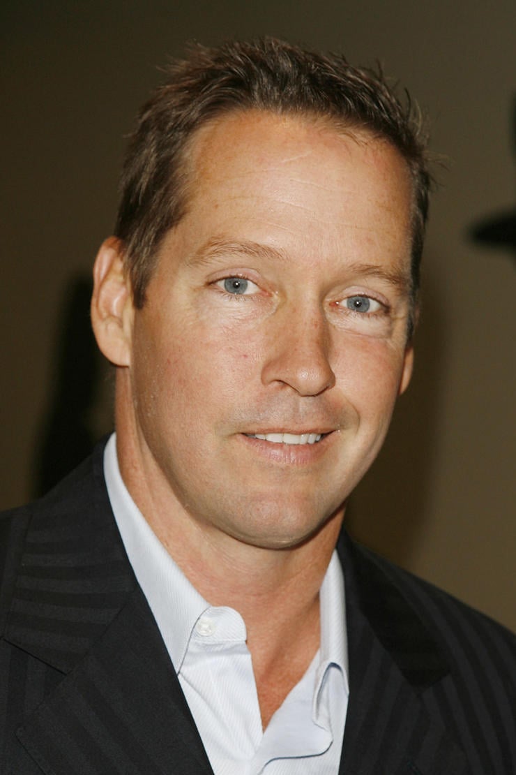 Daniel Bernard Sweeney : Photo officielle