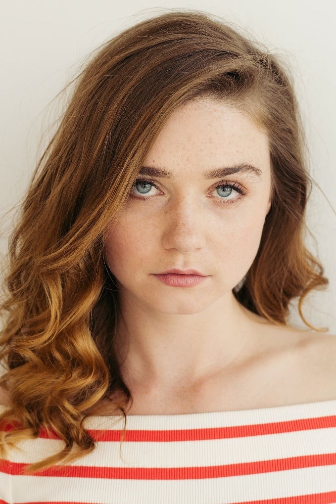 Jessica Barden : Photo officielle