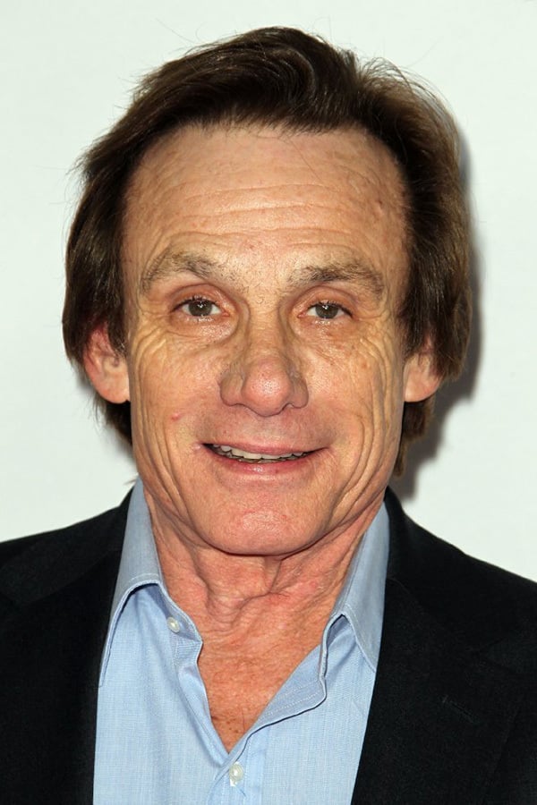 Steve Railsback : Photo officielle