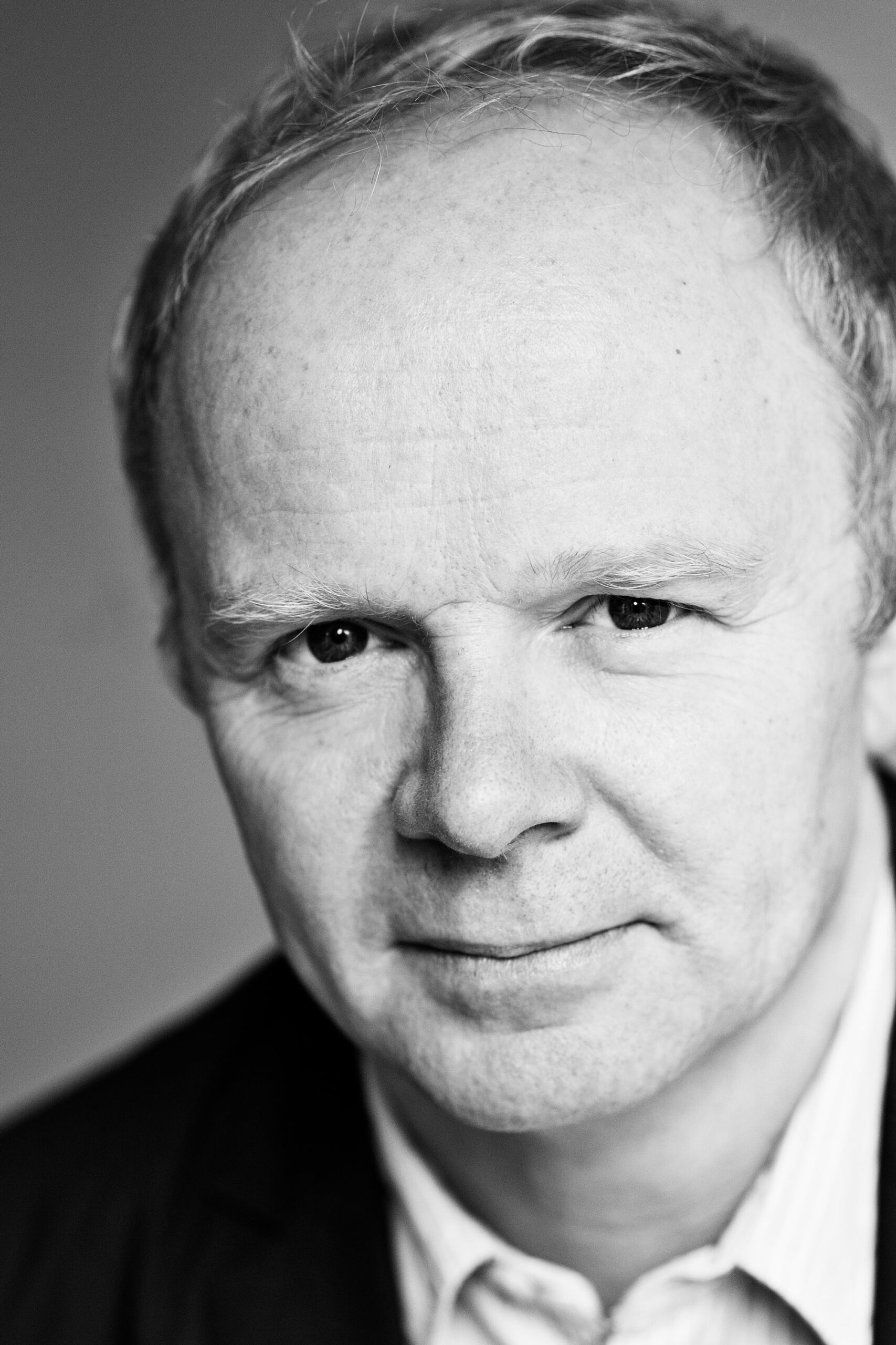 I Jason Watkins : Photo officielle
