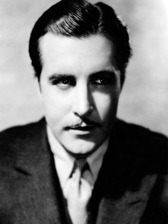 John Boles : Photo officielle