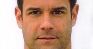 Josh Stamberg : Photo officielle