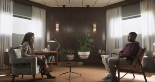 Homecoming : photo, Stephan James, Julia Roberts