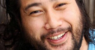 Cooper Andrews : Photo officielle